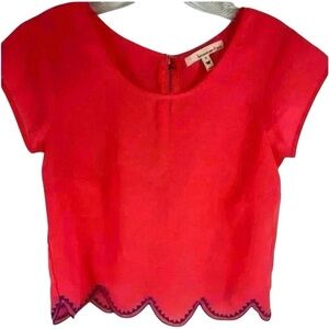 Between Me & You Hot Pink Short Sleeve Blouse w/ Navy Detail small Scalloped Hem